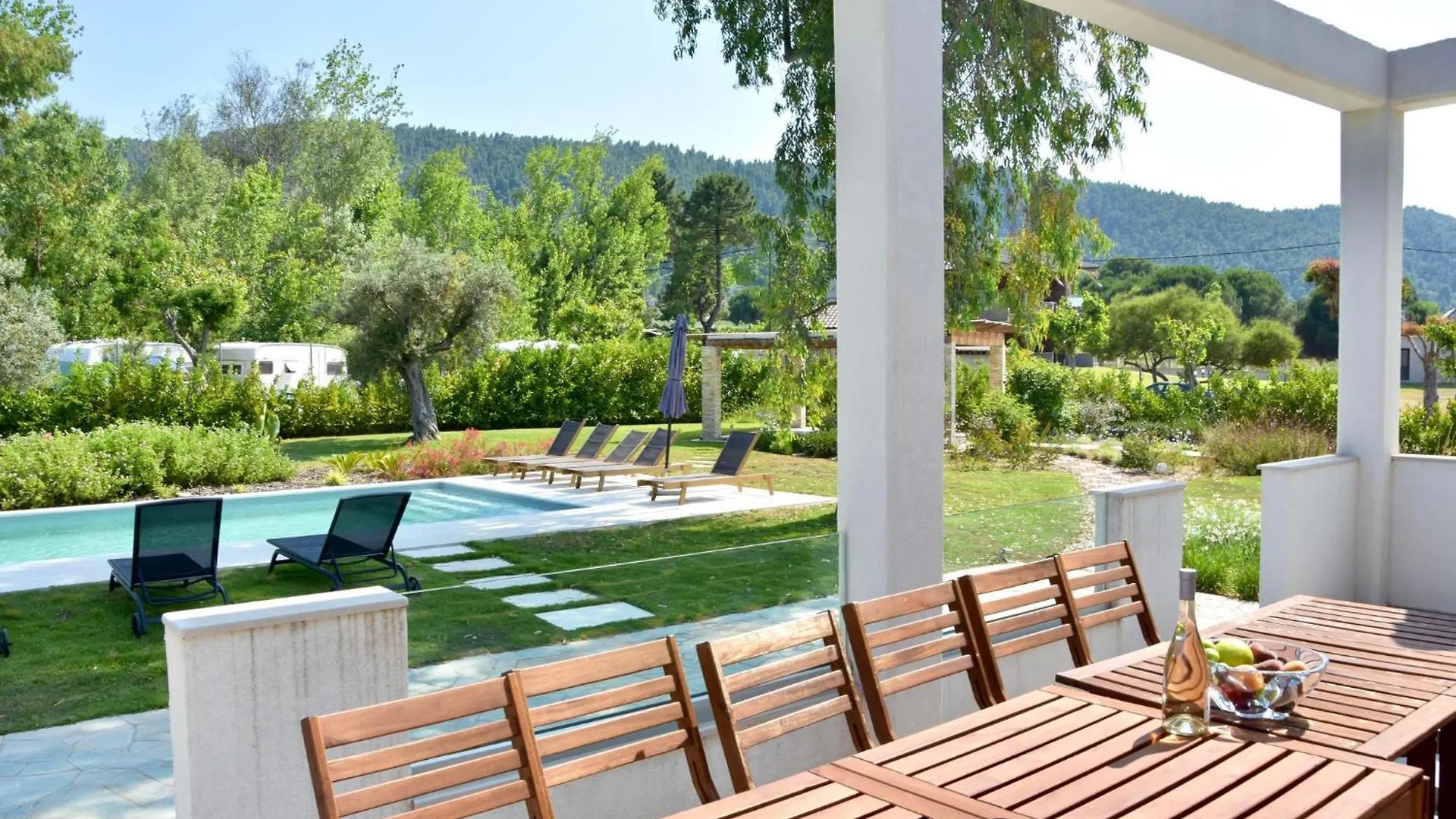 Luxury Rental Villa For 14 People Vurvurú